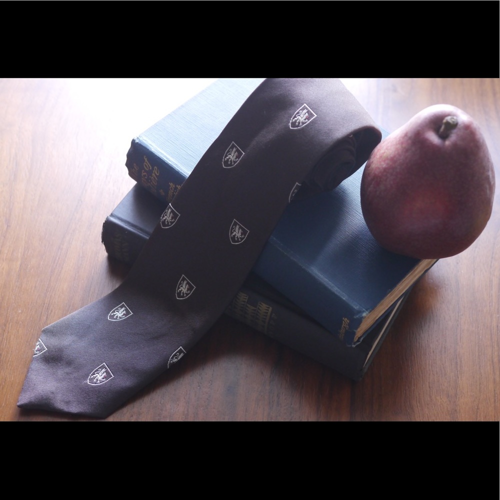 Hickey Freeman 100% silk tie Made in USA